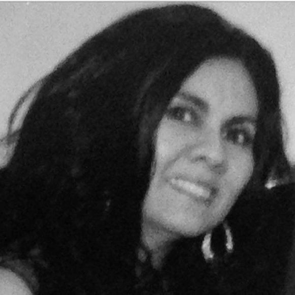 Meet your Posher, Dena - Picture 1 of 1